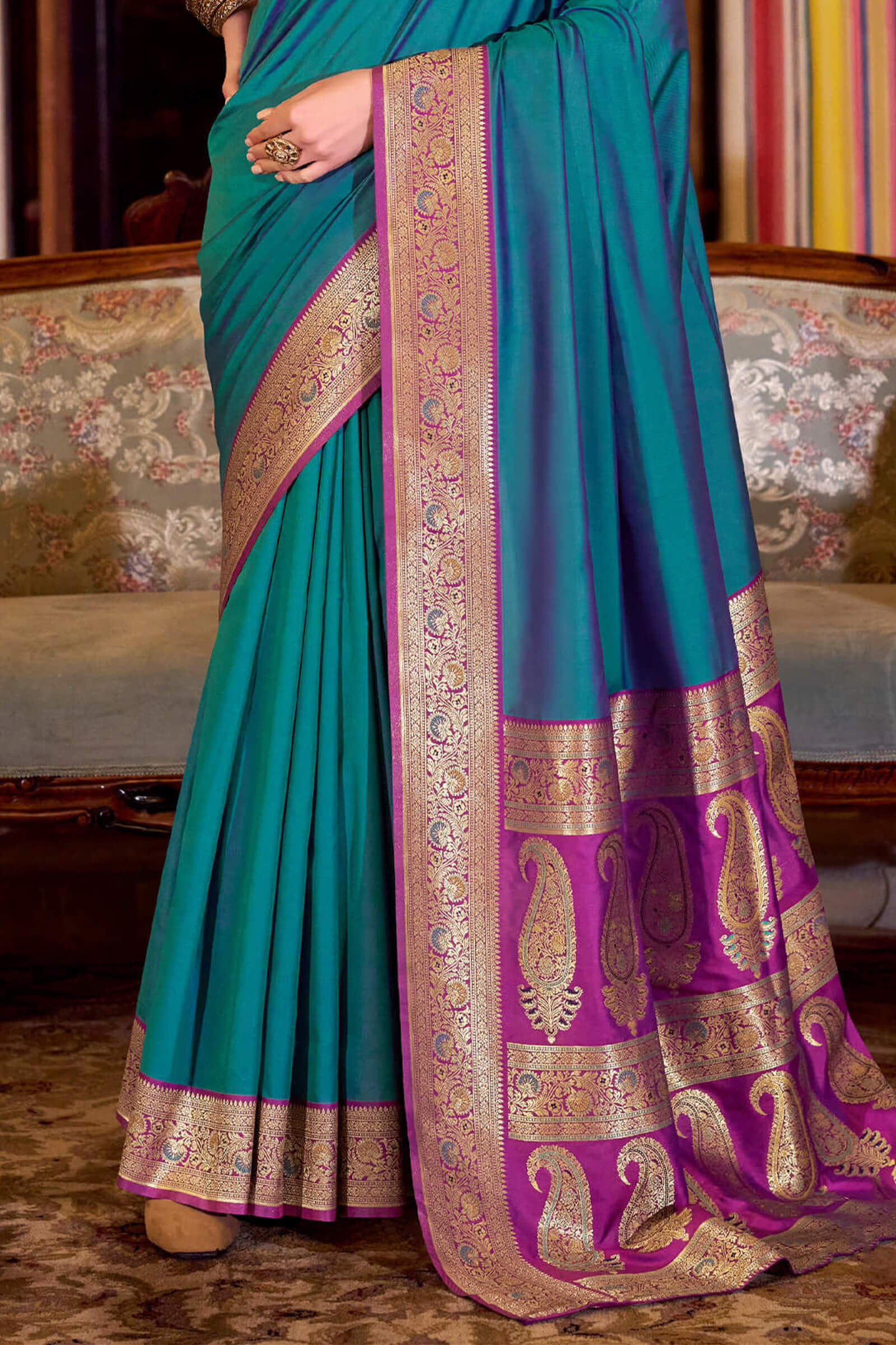 Piquant Rama Soft Banarasi Silk Saree With Verdant Blouse Piece - Image 3