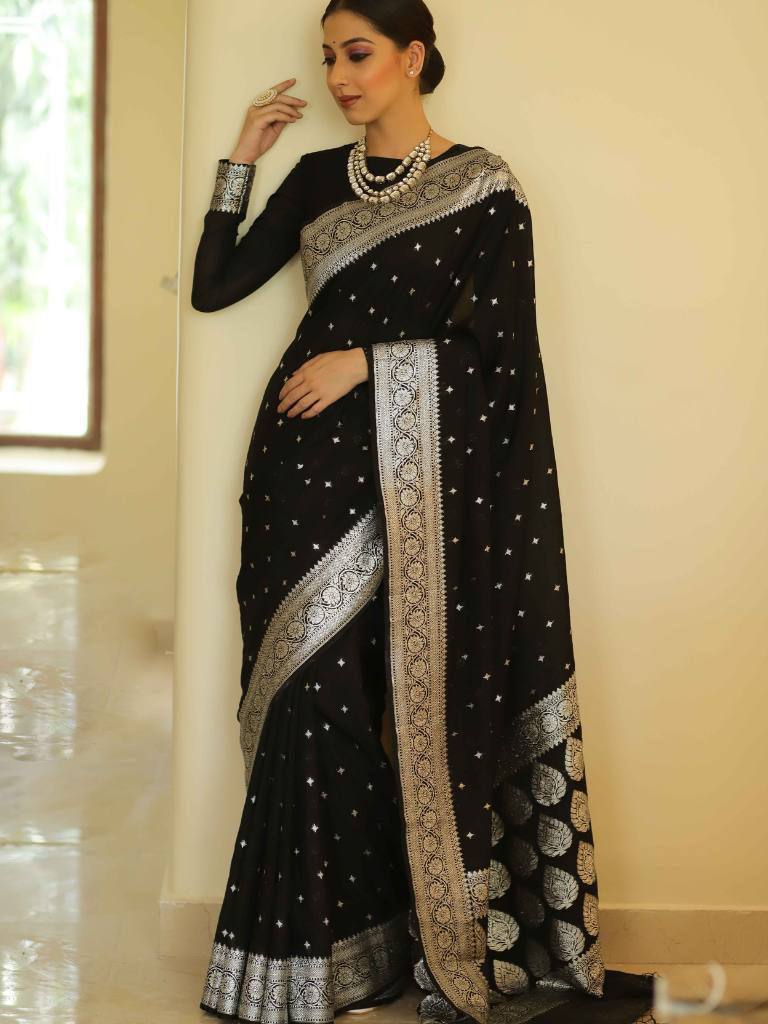 Precious Black Cotton Silk Saree With Sizzling Blouse Piece - Image 3