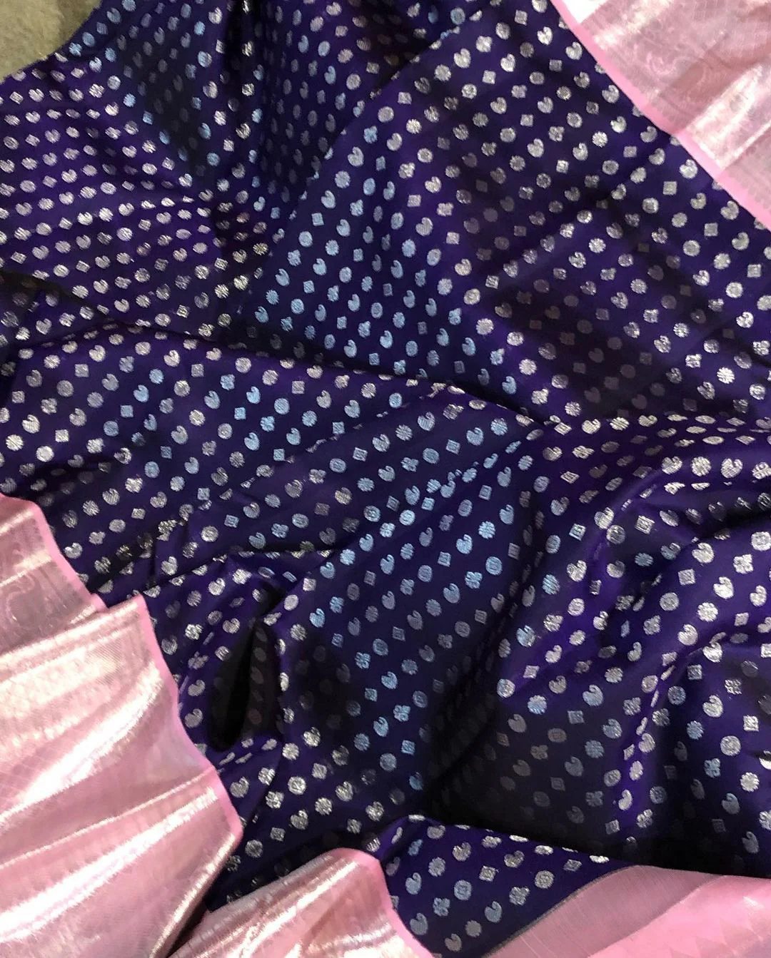 Preferable Blue Soft Silk Saree with Snazzy Blouse Piece - Image 4