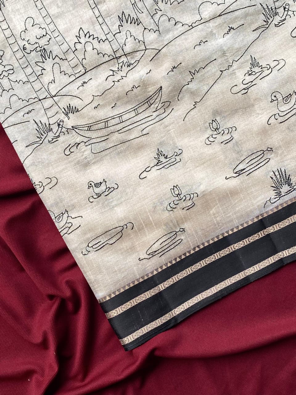 Preferable Off White Printed Cotton Silk Saree With Traditional Blouse Piece - Image 4