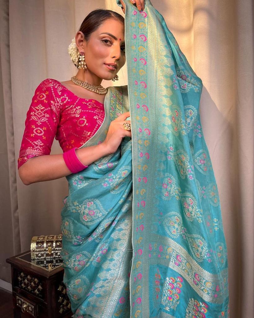 Pretty Firozi Soft Silk Saree With Mesmerising Blouse Piece - Image 2