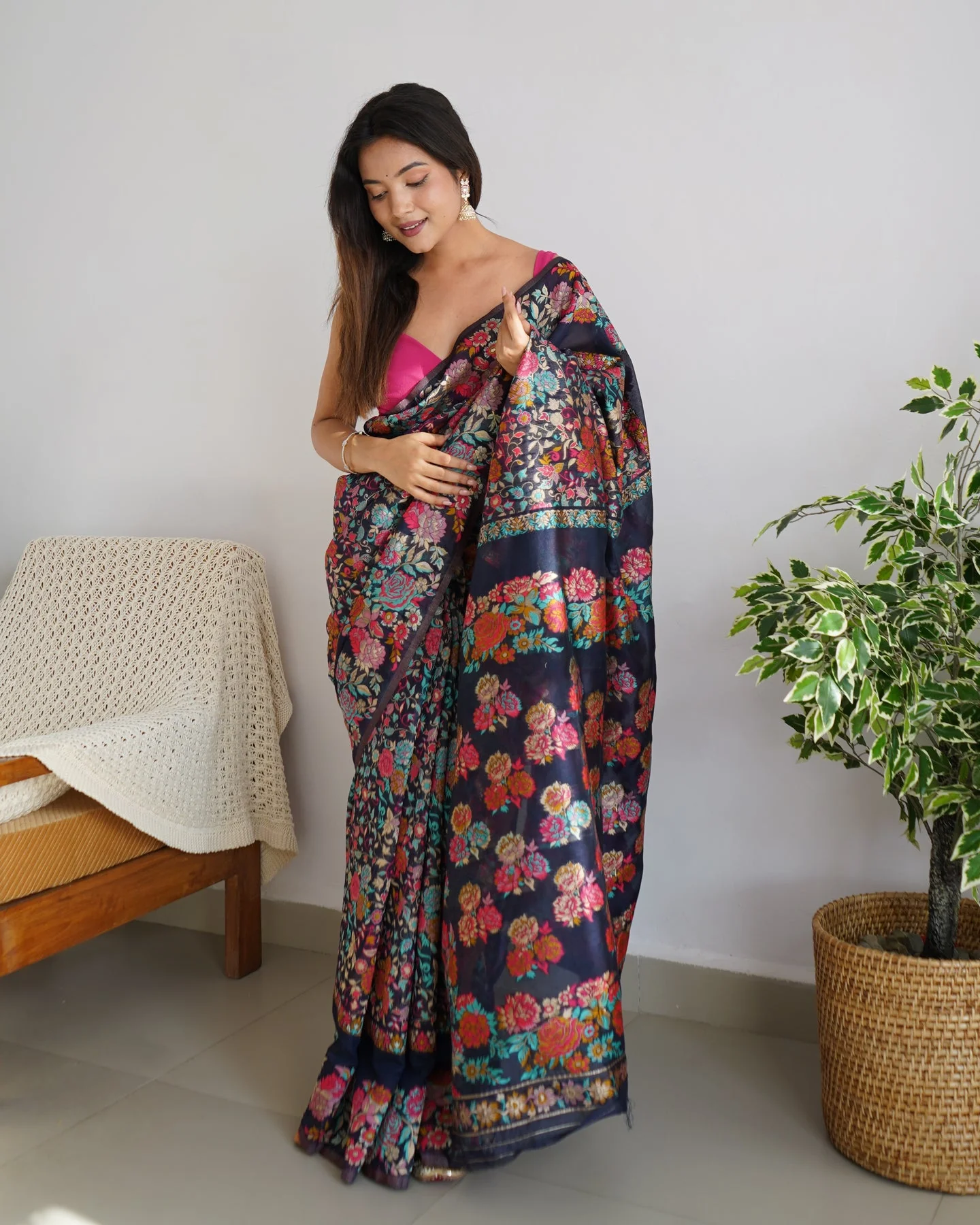 Pretty Navy Blue Pashmina saree With Amazing Blouse Piece - Image 5