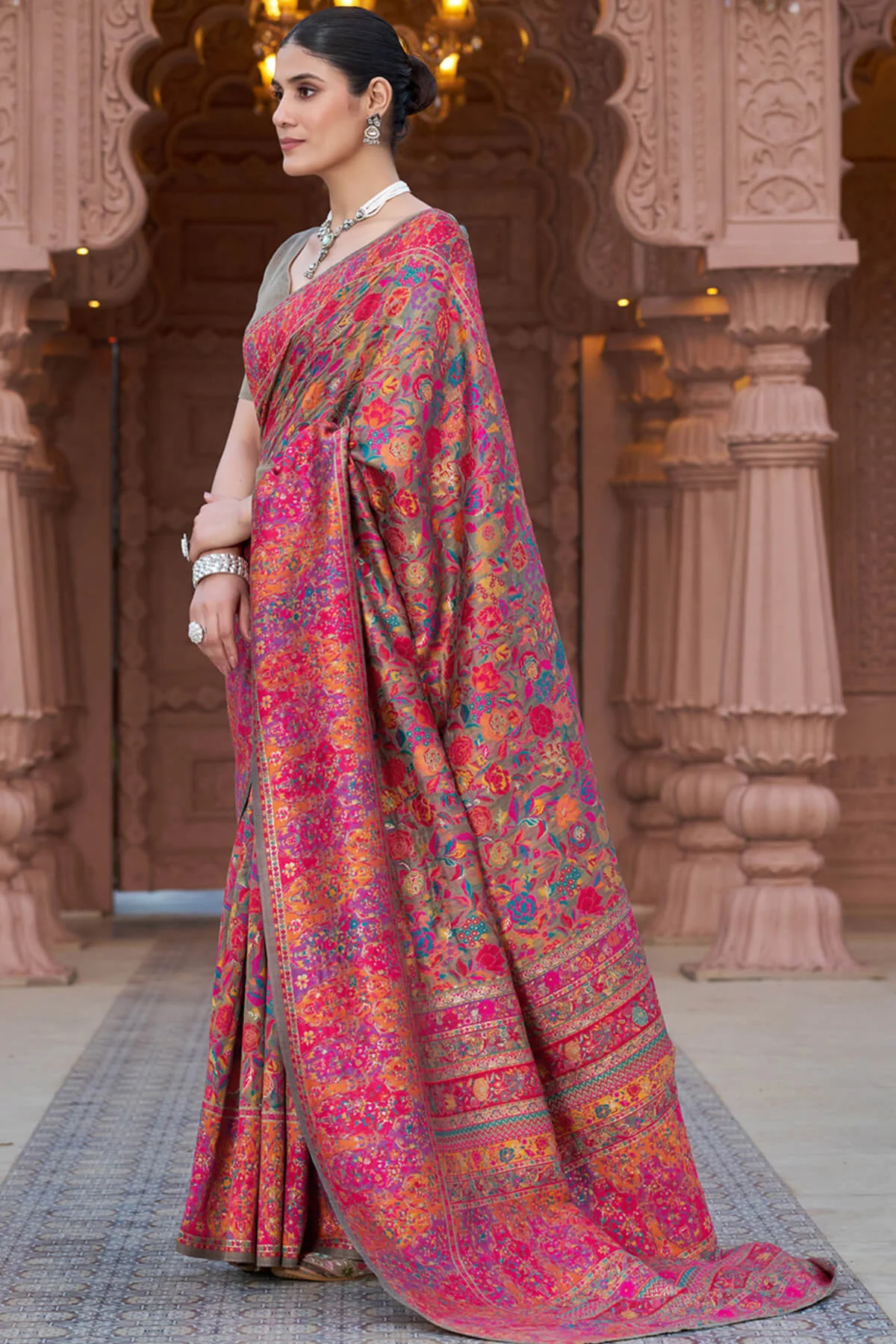 Proficient Grey Pashmina Saree With Elaborate Blouse Piece - Image 3