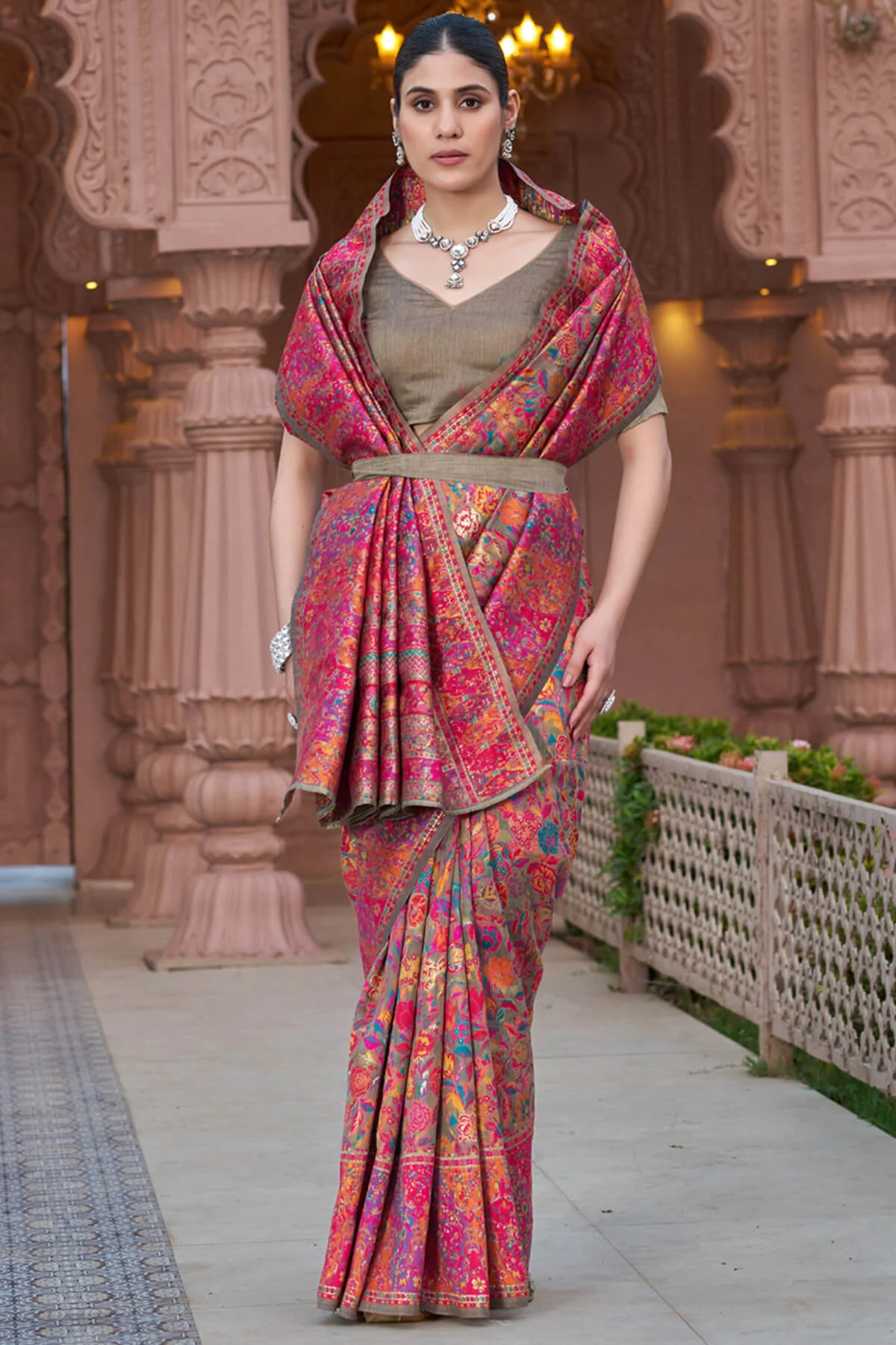 Proficient Grey Pashmina Saree With Elaborate Blouse Piece - Image 4