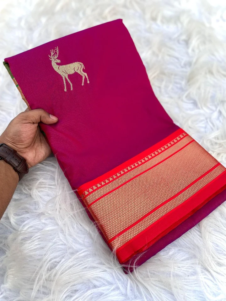Profuse Wine Pure Zari Weaving Banarasi Silk Saree With Resonant Blouse Piece