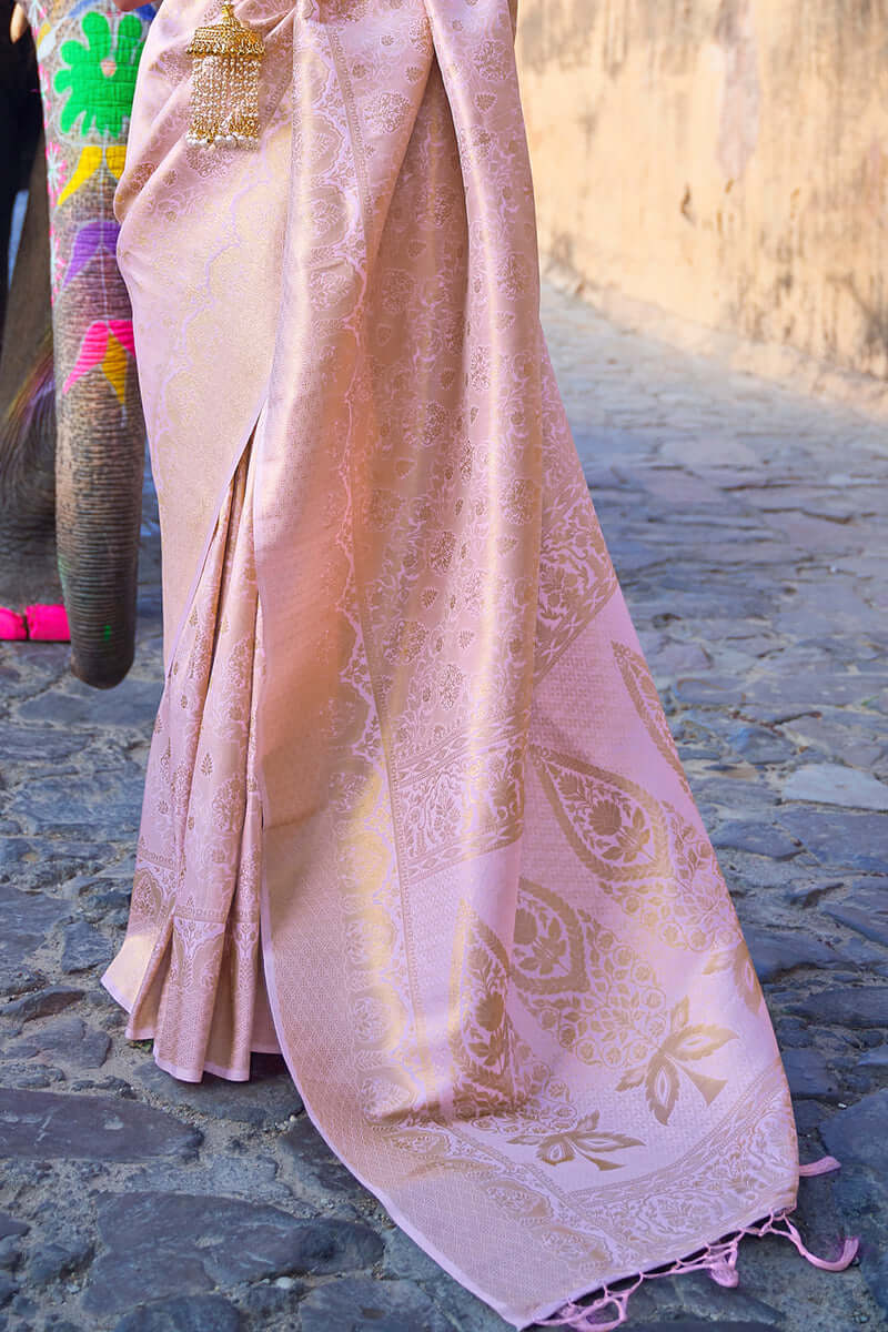 Prominent Baby Pink Kanjivaram Silk Saree with Entrancing Blouse Piece - Image 4