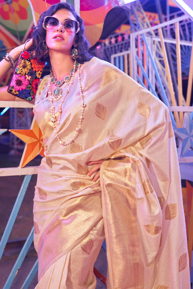Prominent Beige Soft Banarasi Silk Saree With Desirable Blouse Piece - Image 2
