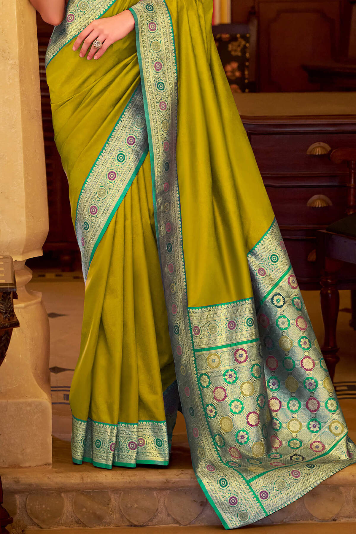 Prominent Mehndi Pure Zari Weaving Banarasi Silk Saree With Precious Blouse Piece - Image 4