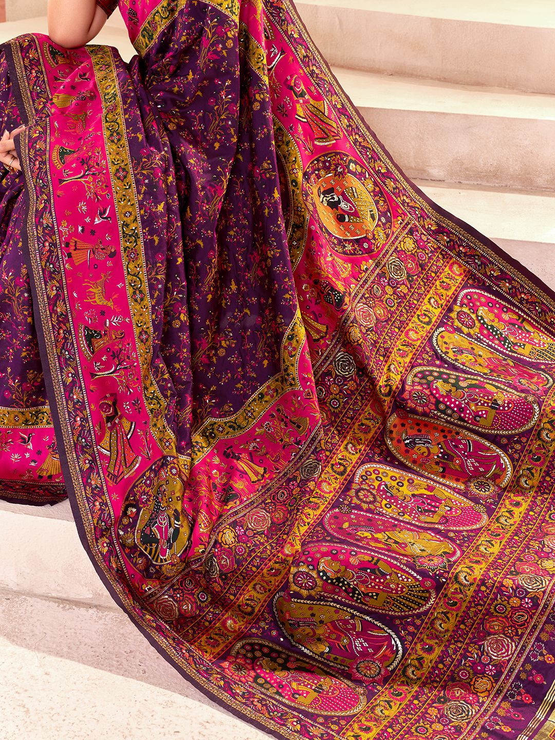Prominent Purple Nylon Dola Pashmina Saree With Entrancing Blouse Piece - Image 6