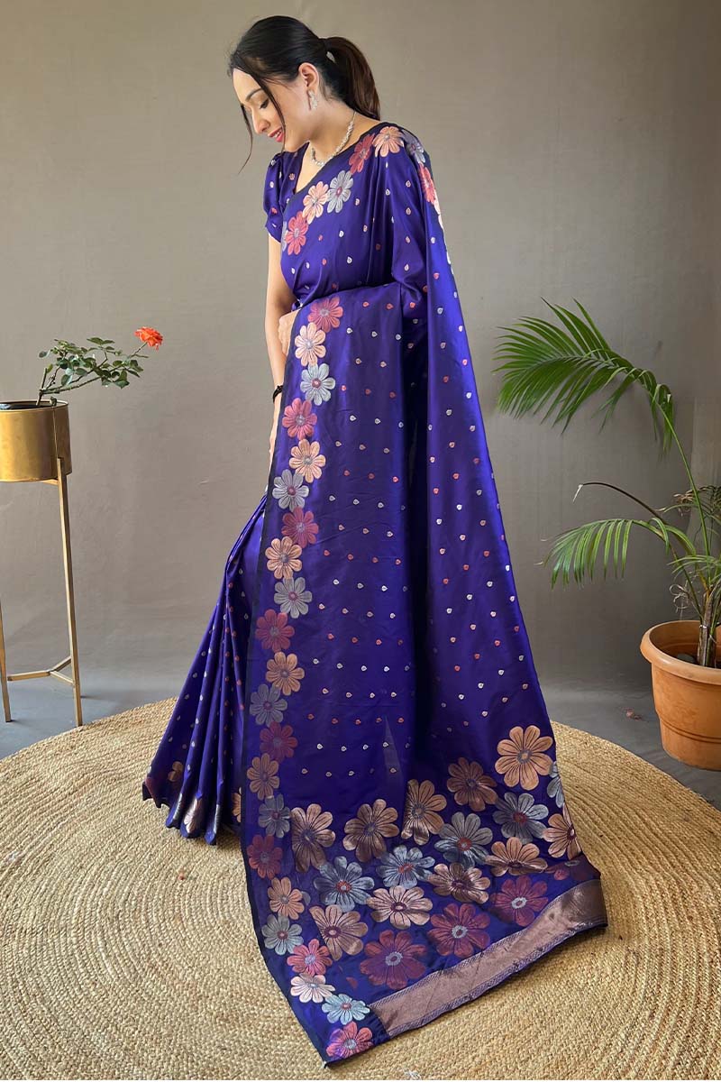Prominent Royal Blue Soft Banarasi Silk Saree With Glorious Blouse Piece - Image 3