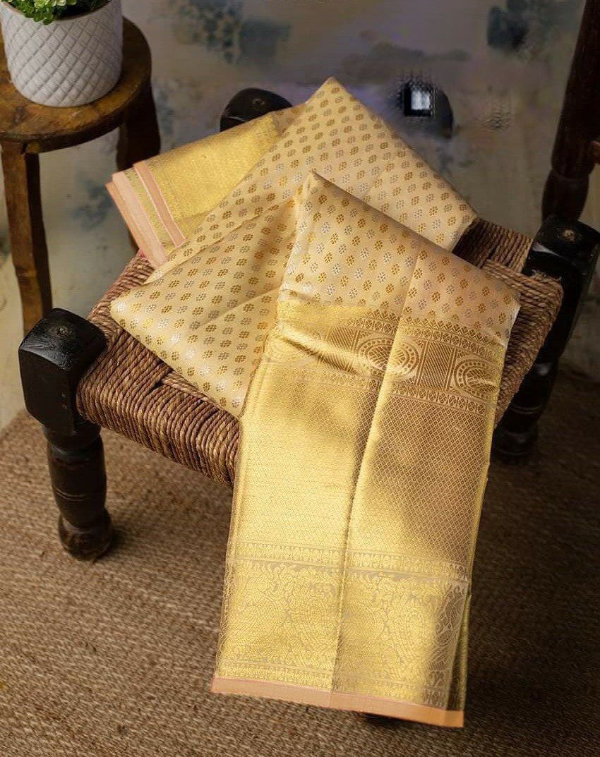 Propinquity Beige Soft Silk Saree With Confounding Blouse Piece - Image 2