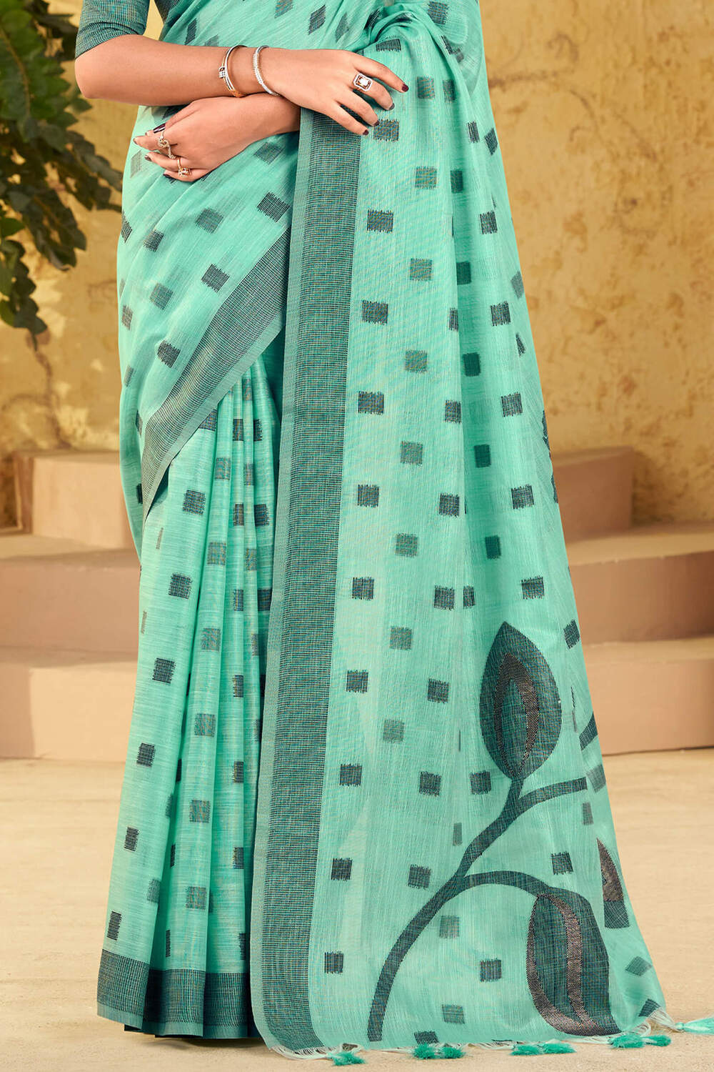 Propinquity Sea Green Cotton Silk Saree With Winsome Blouse Piece - Image 4