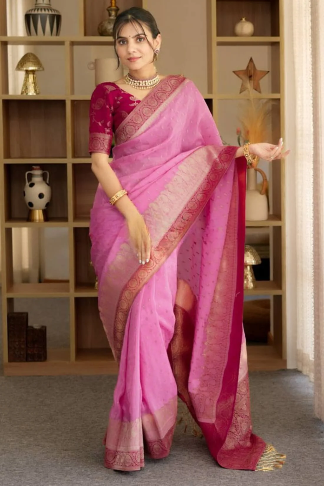 Pulsating Pink Soft Silk Saree With Opulent Blouse Piece - Image 7