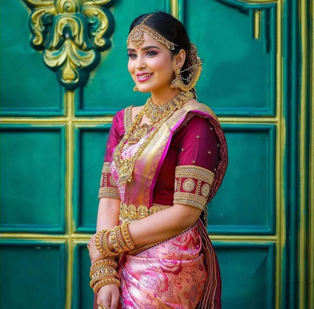Quintessential Pink Soft Banarasi Silk Saree With Nemesis Blouse Piece - Image 3