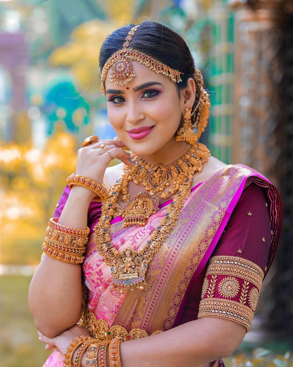 Quintessential Pink Soft Banarasi Silk Saree With Nemesis Blouse Piece - Image 6