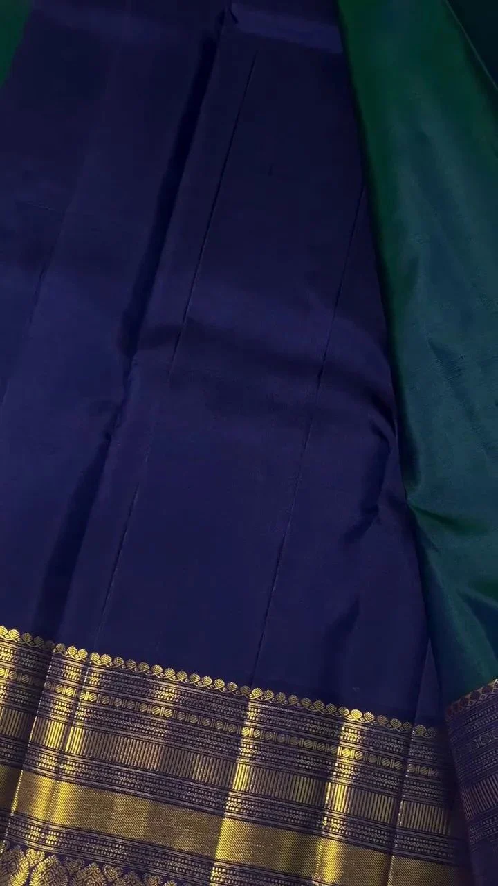 Quixotic Rama Soft Banarasi Silk Saree With Jazzy Blouse Piece - Image 5