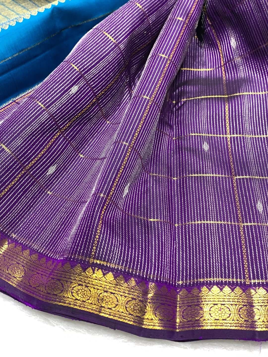 Radiant Purple Pure Zari Weaving Banarasi Silk Saree With Stunner Blouse Piece - Image 3