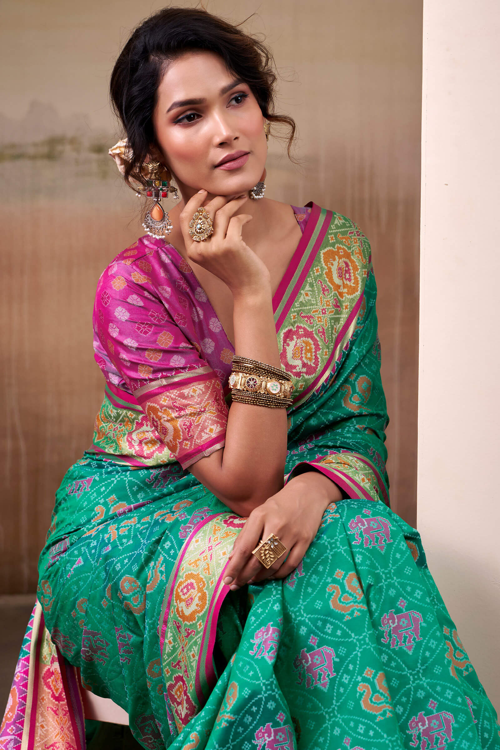 Radiant Rama Patola Silk Saree With Effulgent Blouse Piece - Image 2