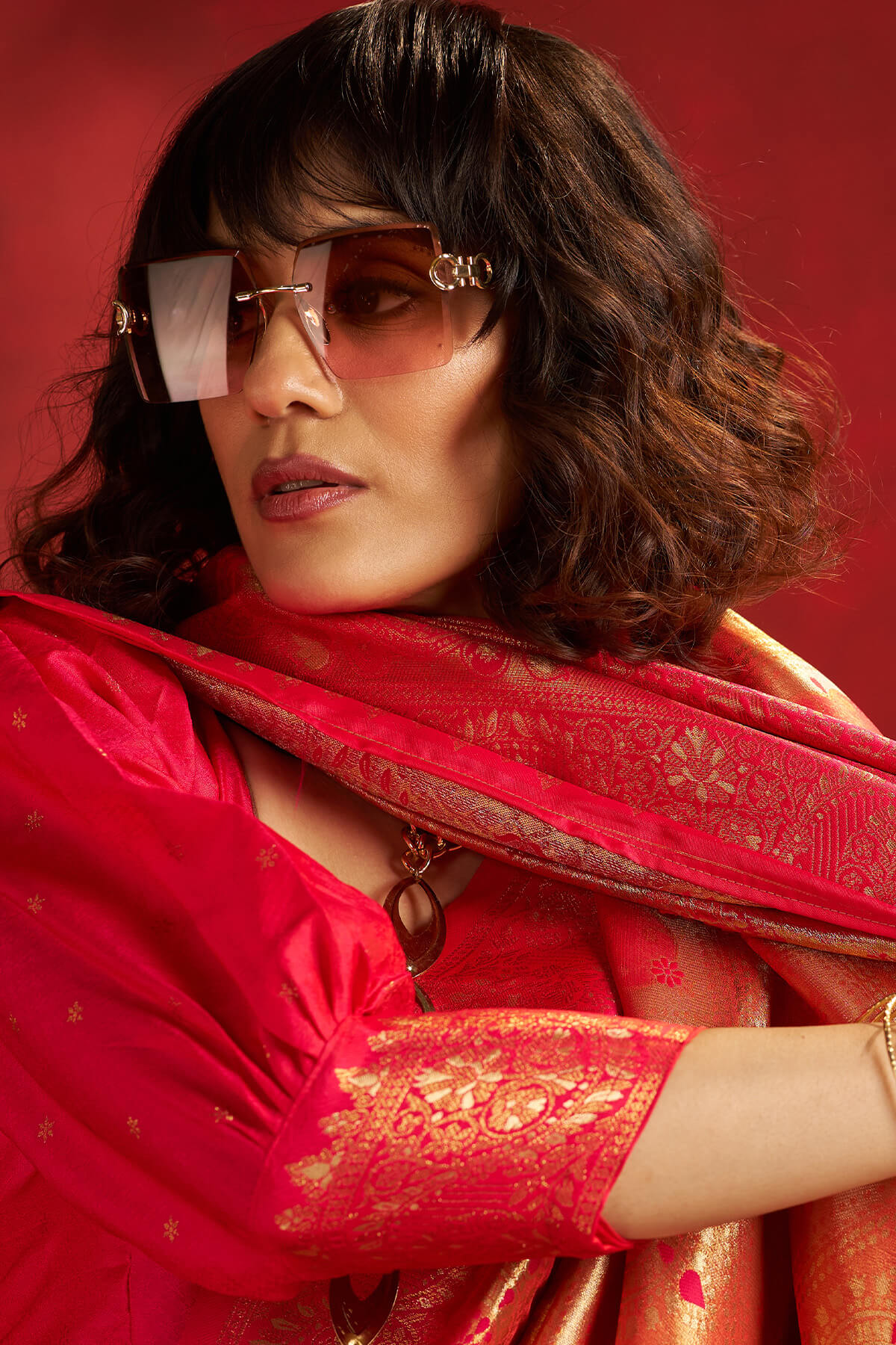 Redolent Dark Pink Kanjivaram Silk Saree With Pleasurable Blouse Piece - Image 4