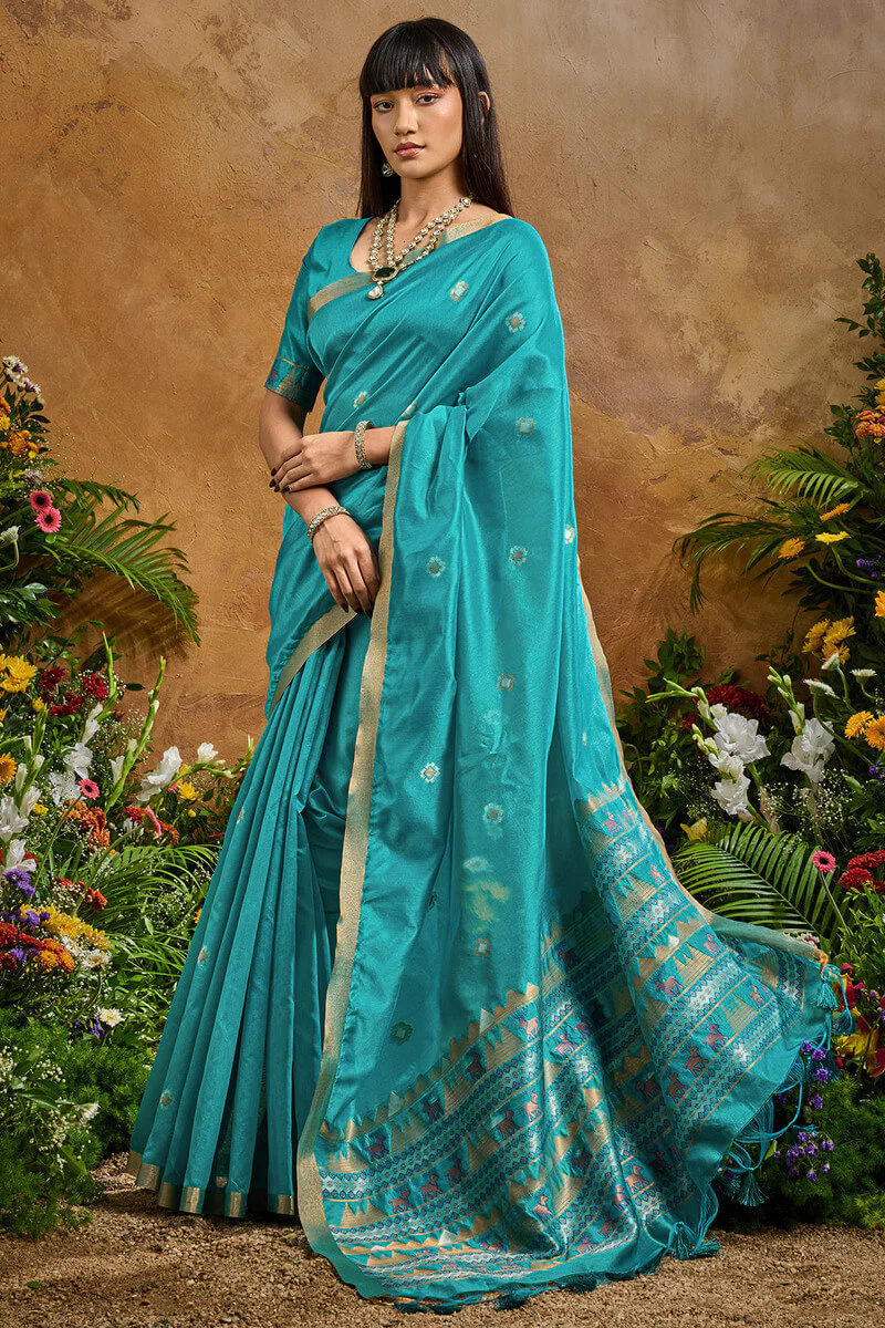 Redolent Firozi Banarasi Tussar Silk Saree With Enigmatic Blouse Piece - Image 3