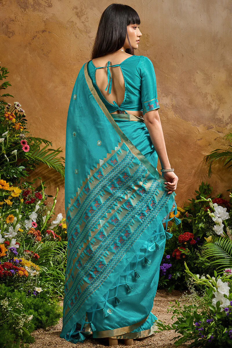 Redolent Firozi Banarasi Tussar Silk Saree With Enigmatic Blouse Piece - Image 7