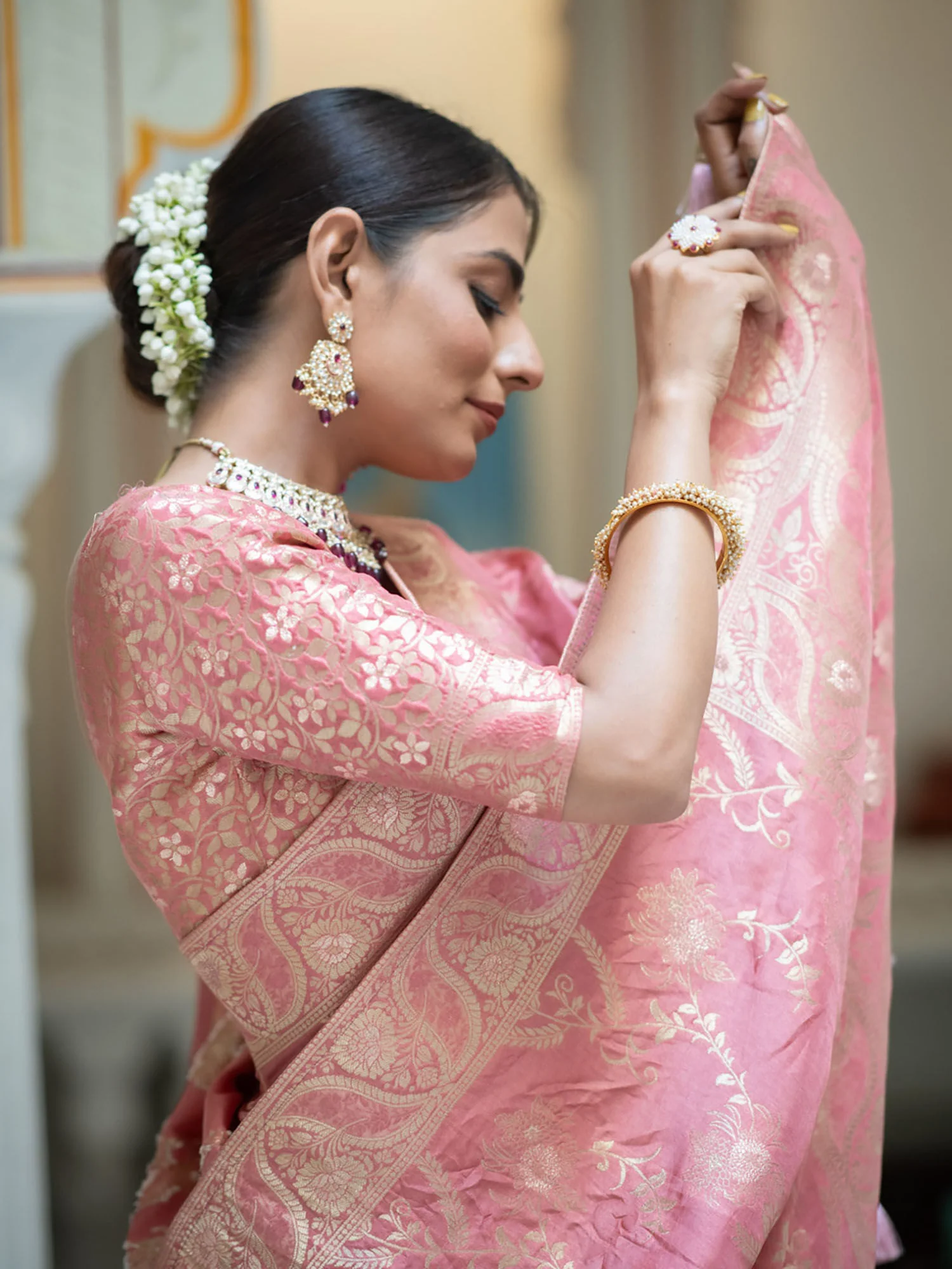 Redolent Peach Soft Silk Saree With Lagniappe Blouse Piece - Image 3
