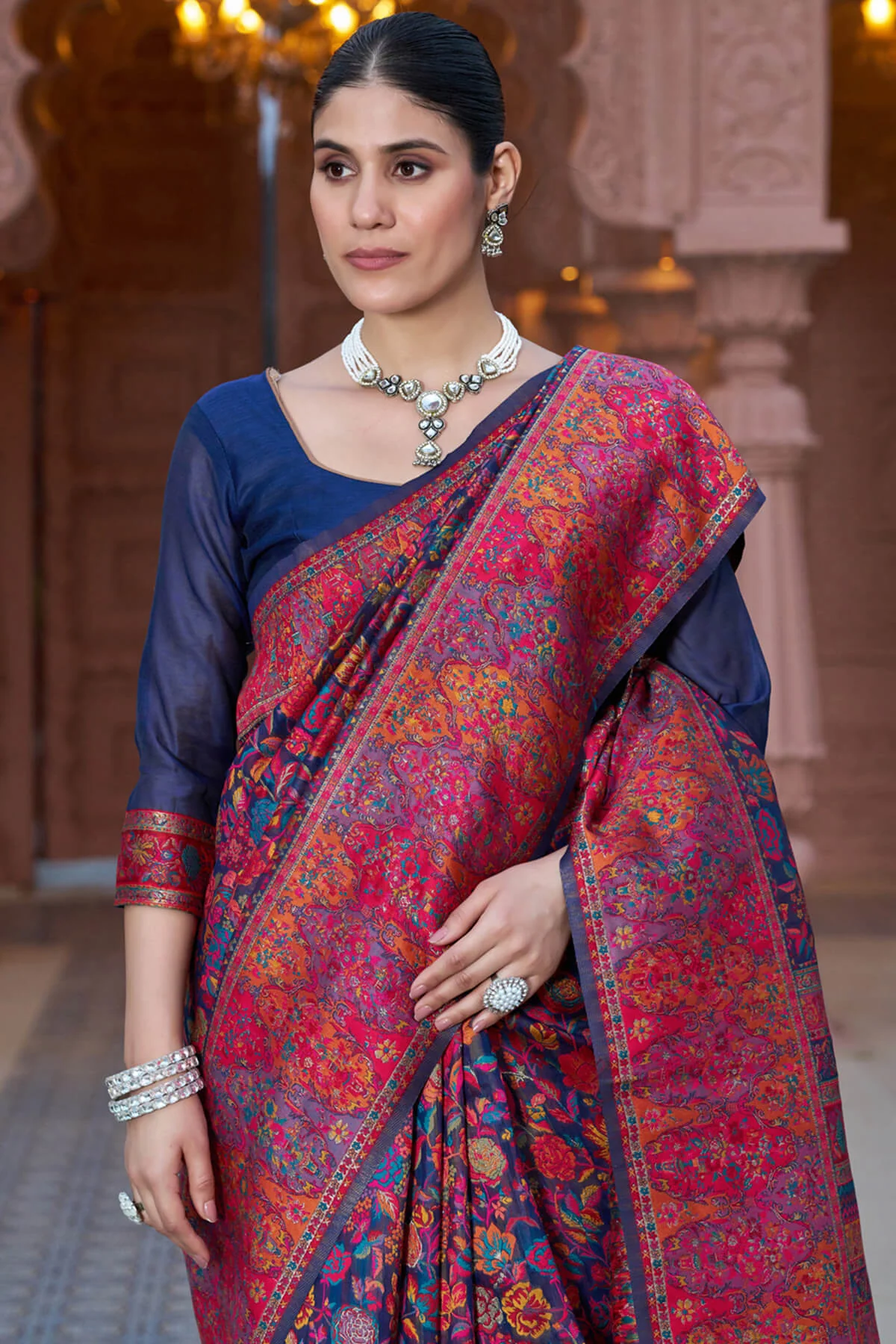 Resplendent Navy Blue Pashmina Saree With Exquisite Blouse Piece - Image 2