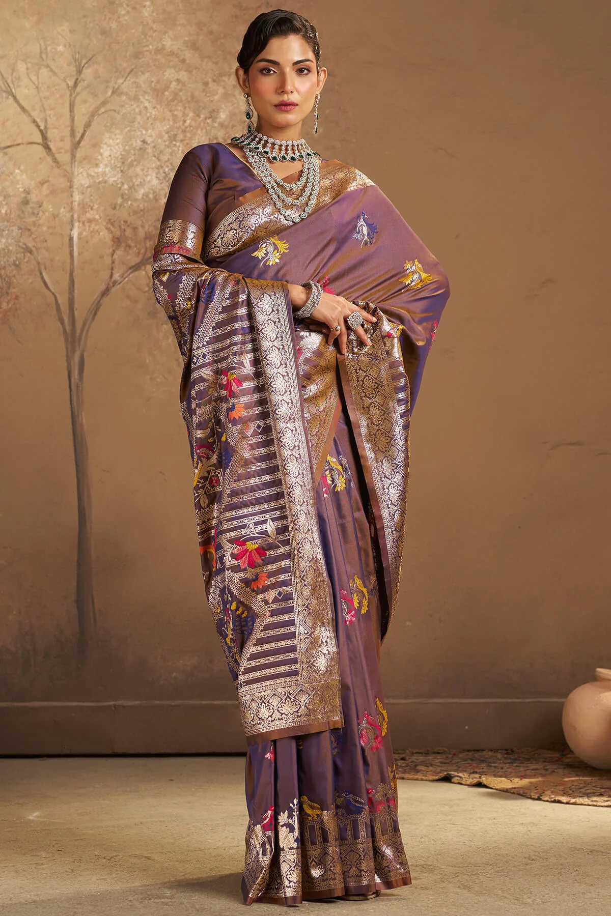 Resplendent Purple Pure Zari Weaving Banarasi Silk Saree With Scintilla Blouse Piece - Image 3