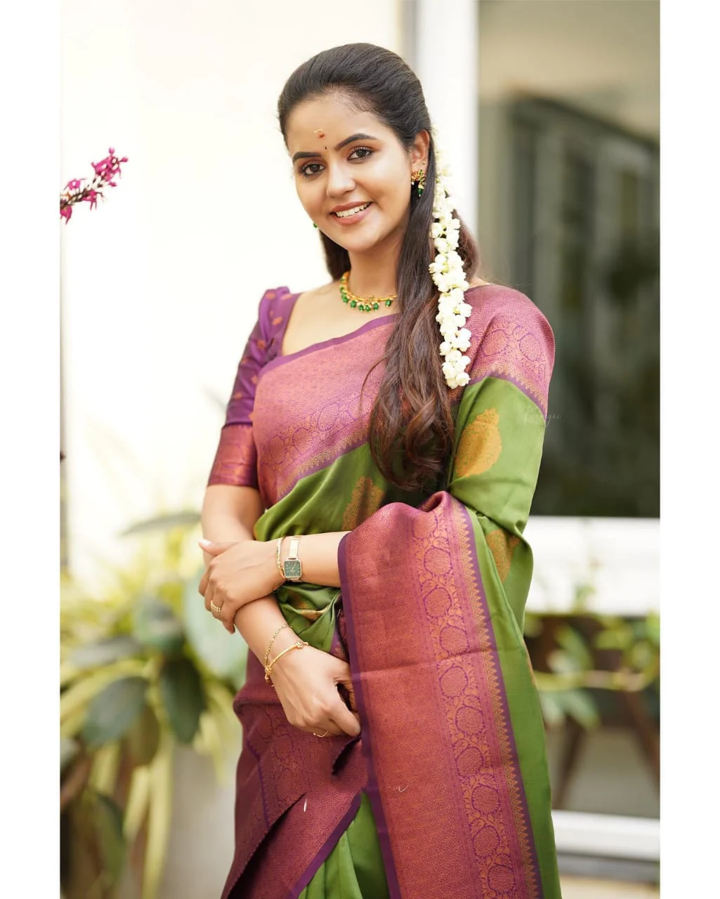 Scintilla Green Soft Silk Saree With Petrichor Blouse Piece - Image 7
