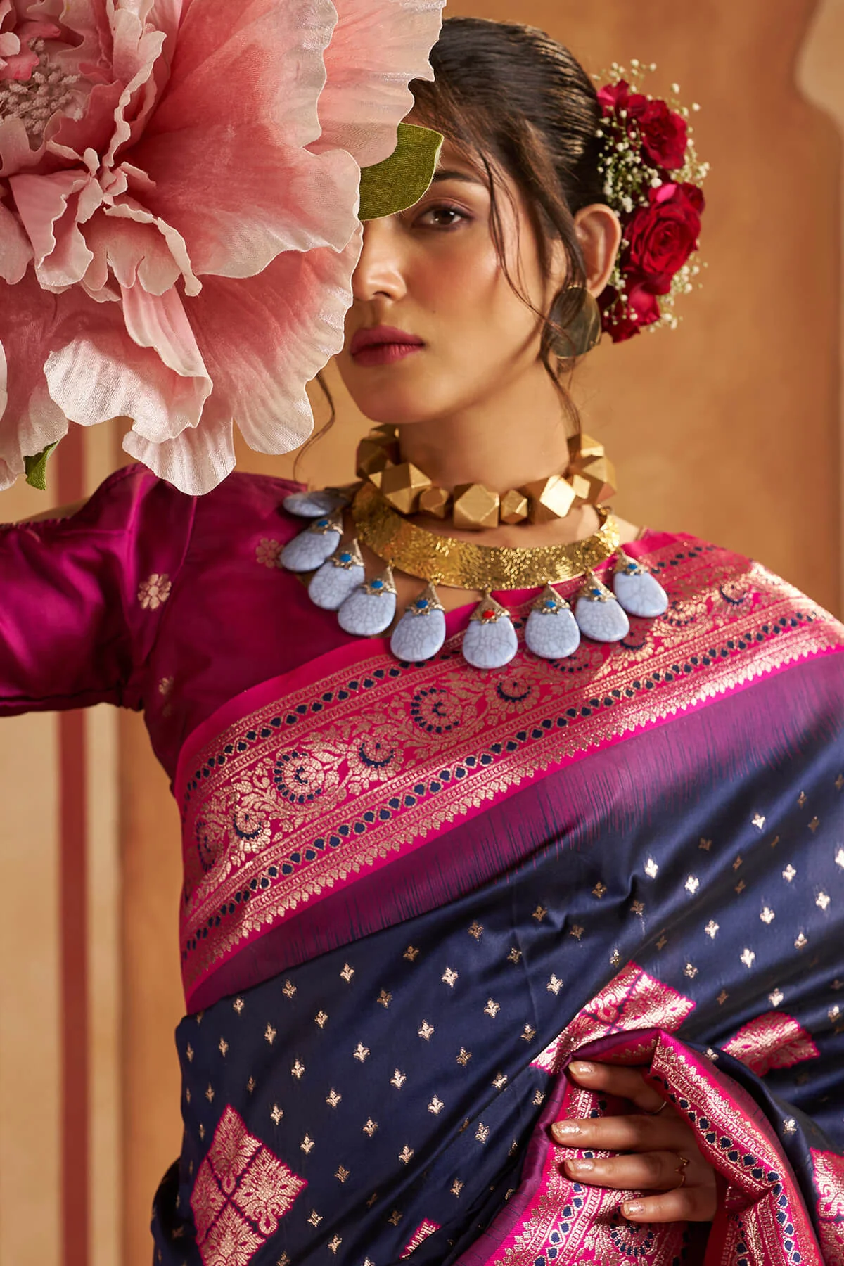 Scintilla Navy Blue Pure Zari Weaving Banarasi Silk Saree With Denouement Blouse Piece - Image 3
