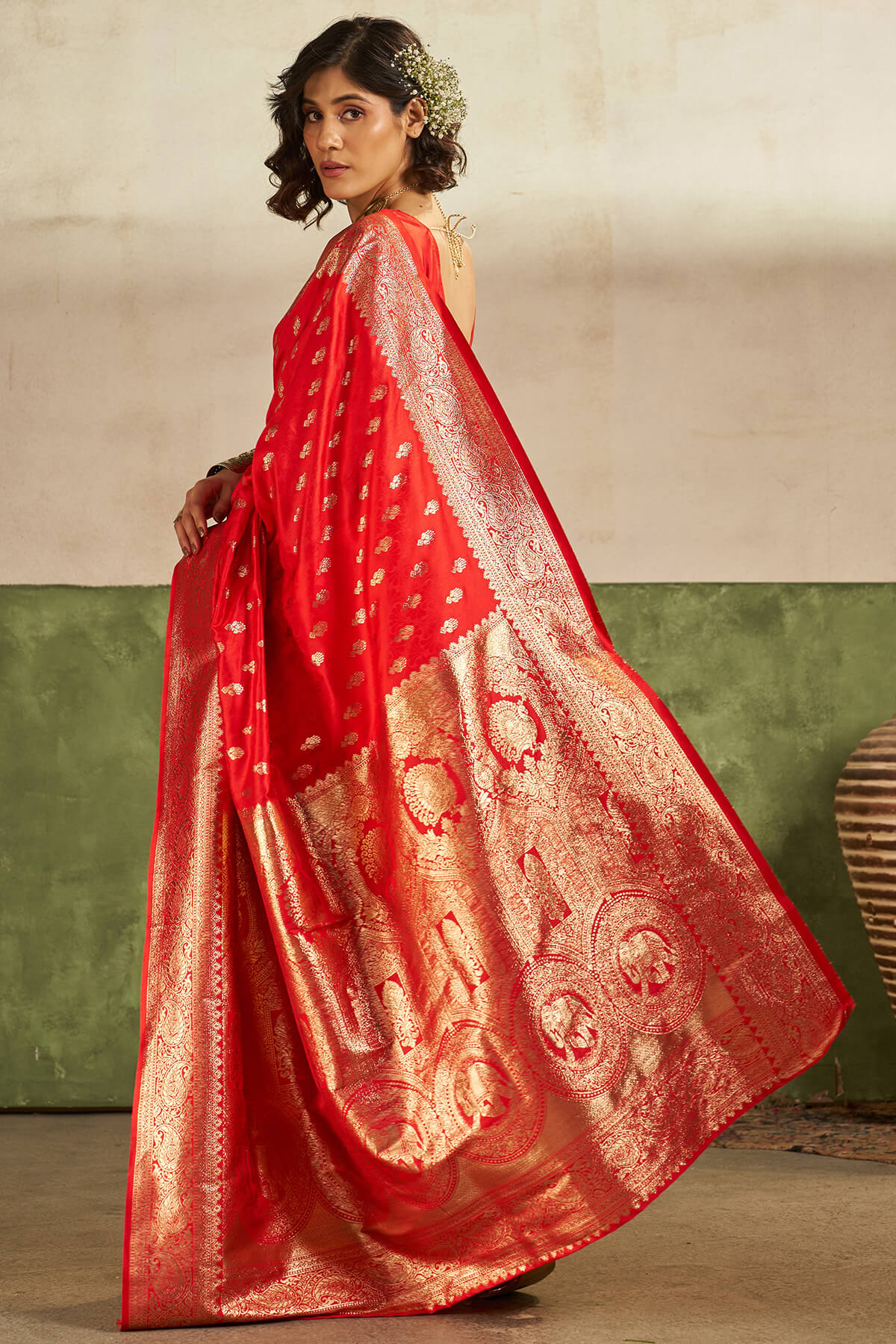 Scintilla Red Pure Zari Weaving Banarasi Silk Saree With Sophisticated Blouse Piece - Image 5