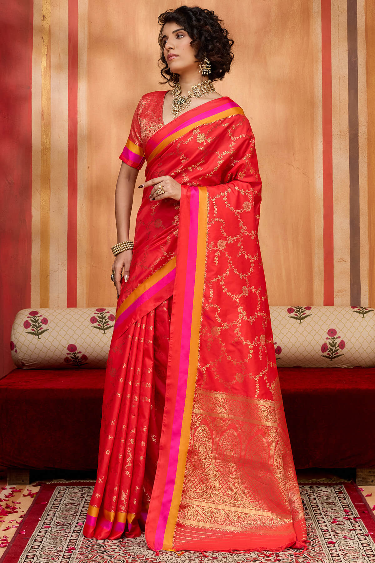 Scintilla Red Pure Zari Weaving Banarasi Silk Saree With Stylish Blouse Piece - Image 3