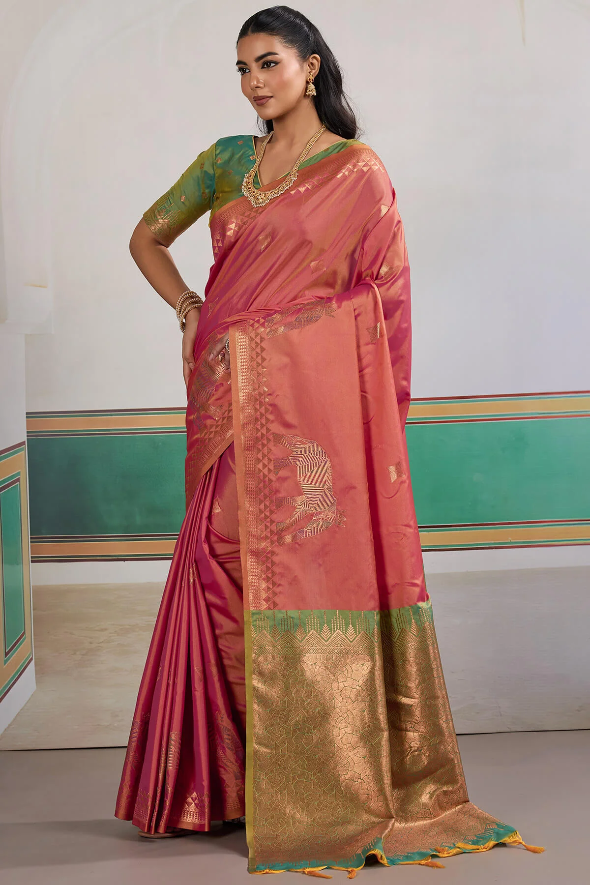 Scrumptious Pink Pure Zari Weaving Banarasi Silk Saree With Ailurophile Blouse Piece - Image 3