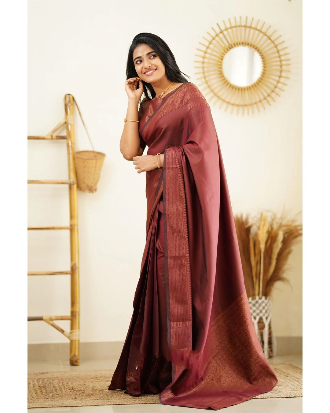 Scrumptious Wine Soft Silk Saree With Improbable Blouse Piece - Image 3