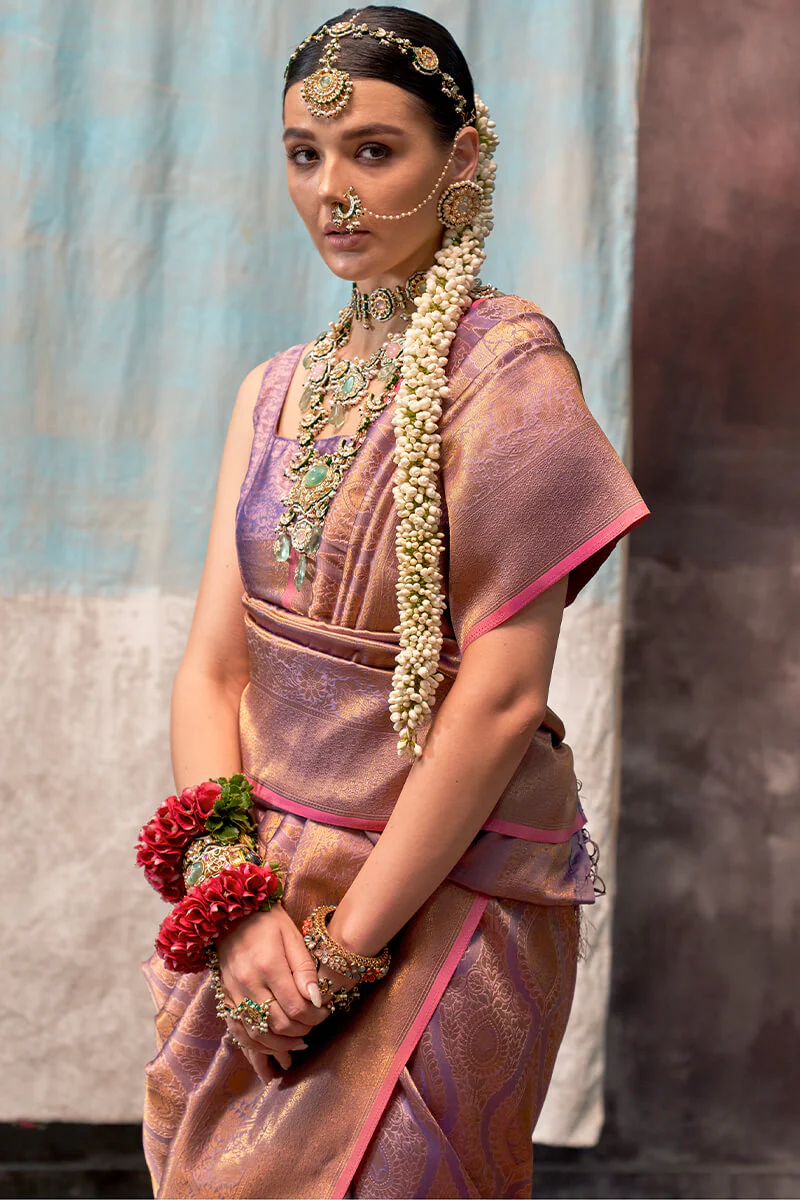 Sempiternal Lavender Kanjivaram Silk Saree With Snazzy Blouse Piece - Image 3