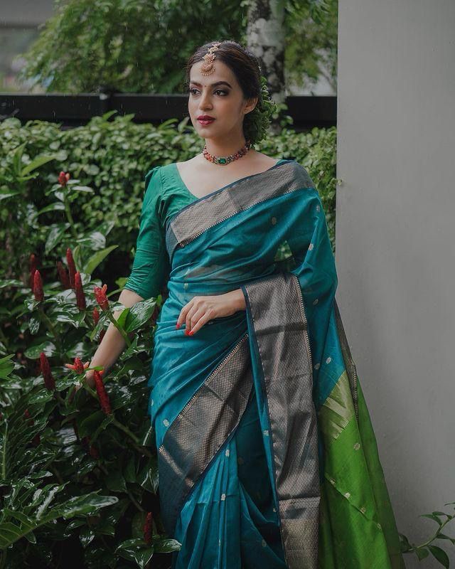 Serendipity Rama Soft Silk Saree With Ravishing Blouse Piece - Image 3
