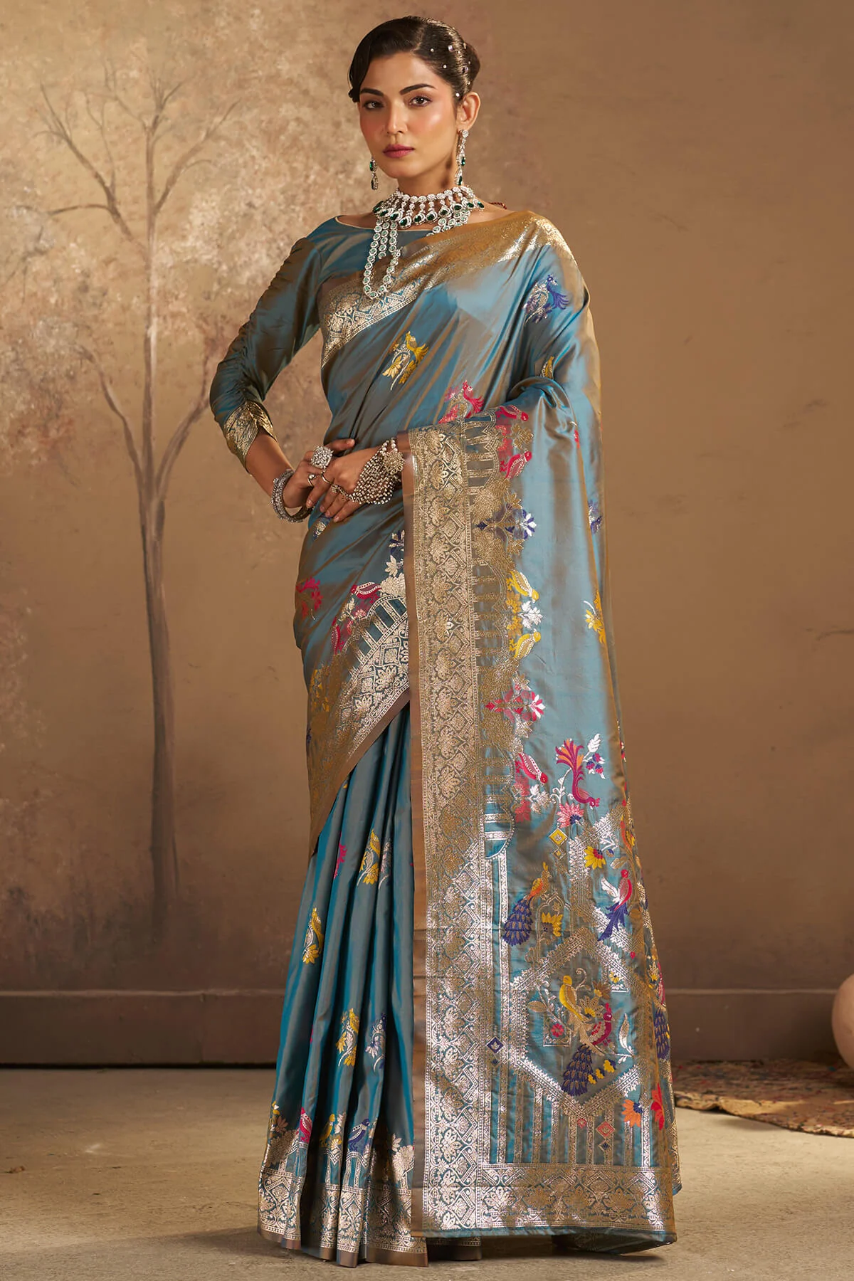 Sizzling Grey Pure Zari Weaving Banarasi Silk Saree With Dulcet Blouse Piece