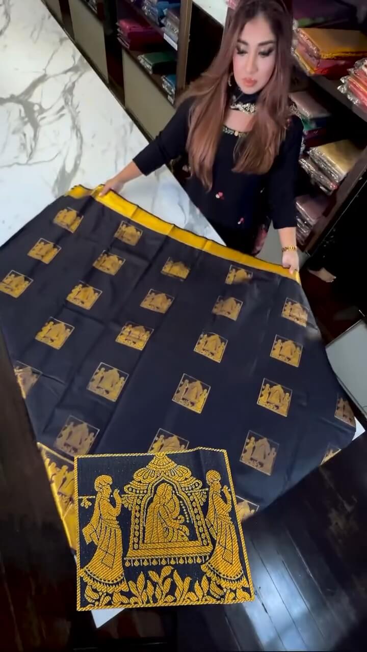 Sizzling Navy Blue Soft Banarasi Silk Saree With Petrichor Blouse Piece - Image 3