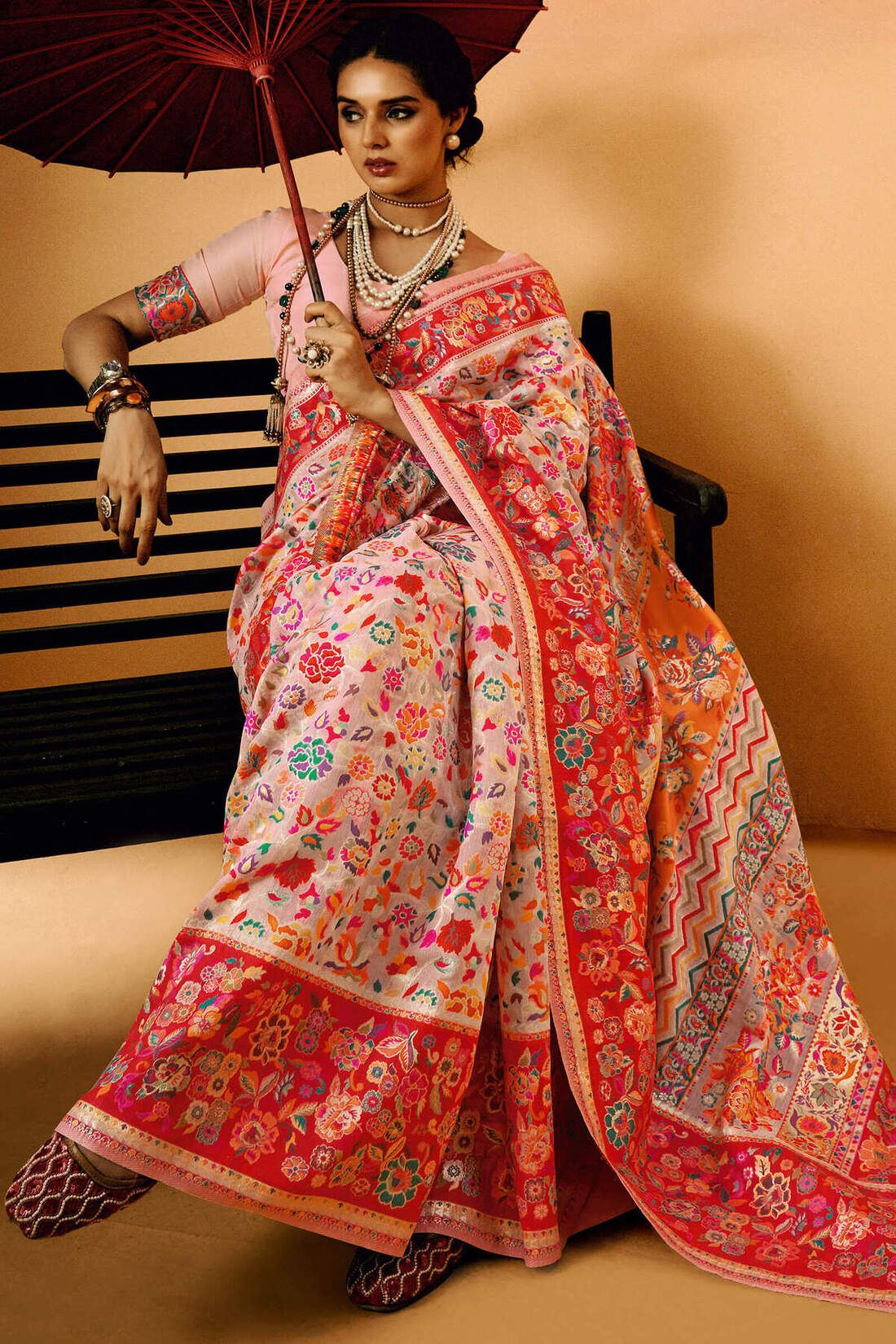 Skinny Baby Pink Pashmina Saree With Amiable Blouse Piece - Image 2