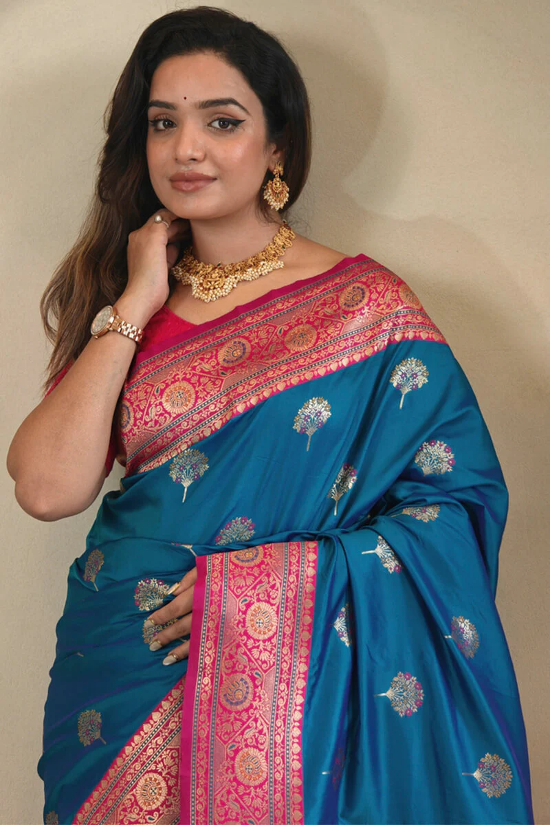 Skinny Blue Soft Banarasi Silk Saree With Deserving Blouse Piece - Image 3