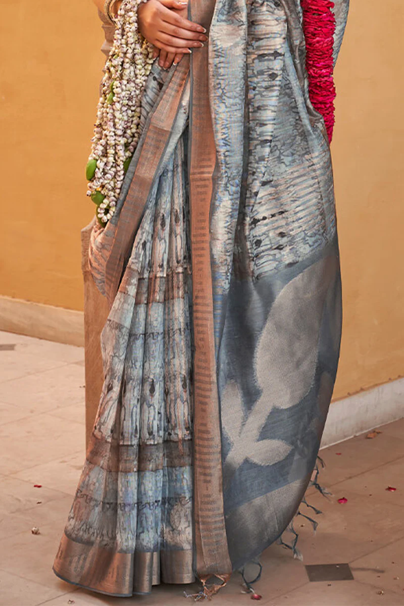 Skinny Grey Digital Printed Cotton Silk Saree With Gratifying Blouse Piece - Image 4