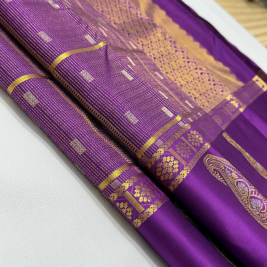 Skinny Purple Soft Banarasi Silk Saree With Ethereal Blouse Piece - Image 5