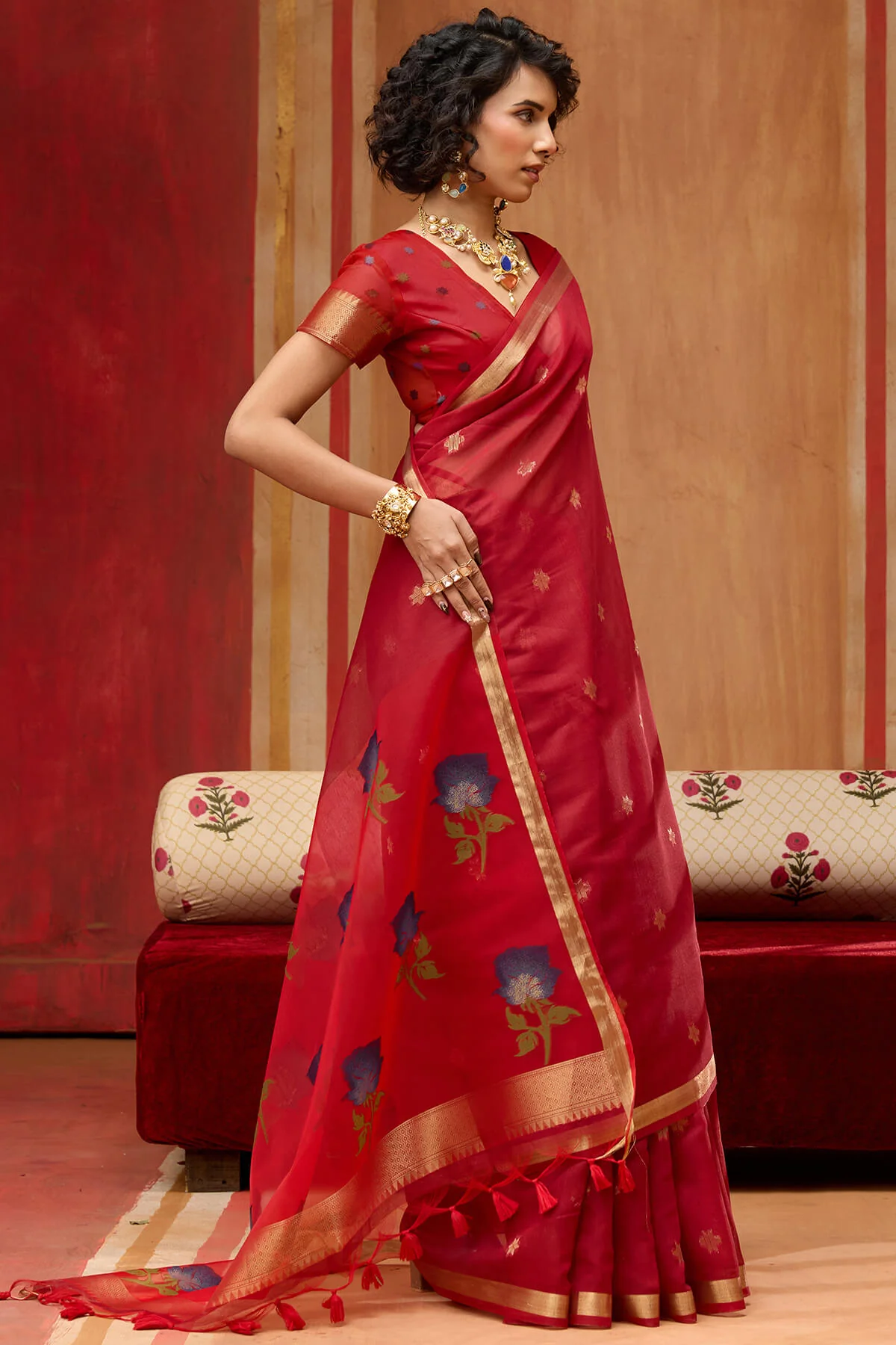 Skinny Red Pure Munga Cotton Saree With Outstanding Blouse Piece - Image 4