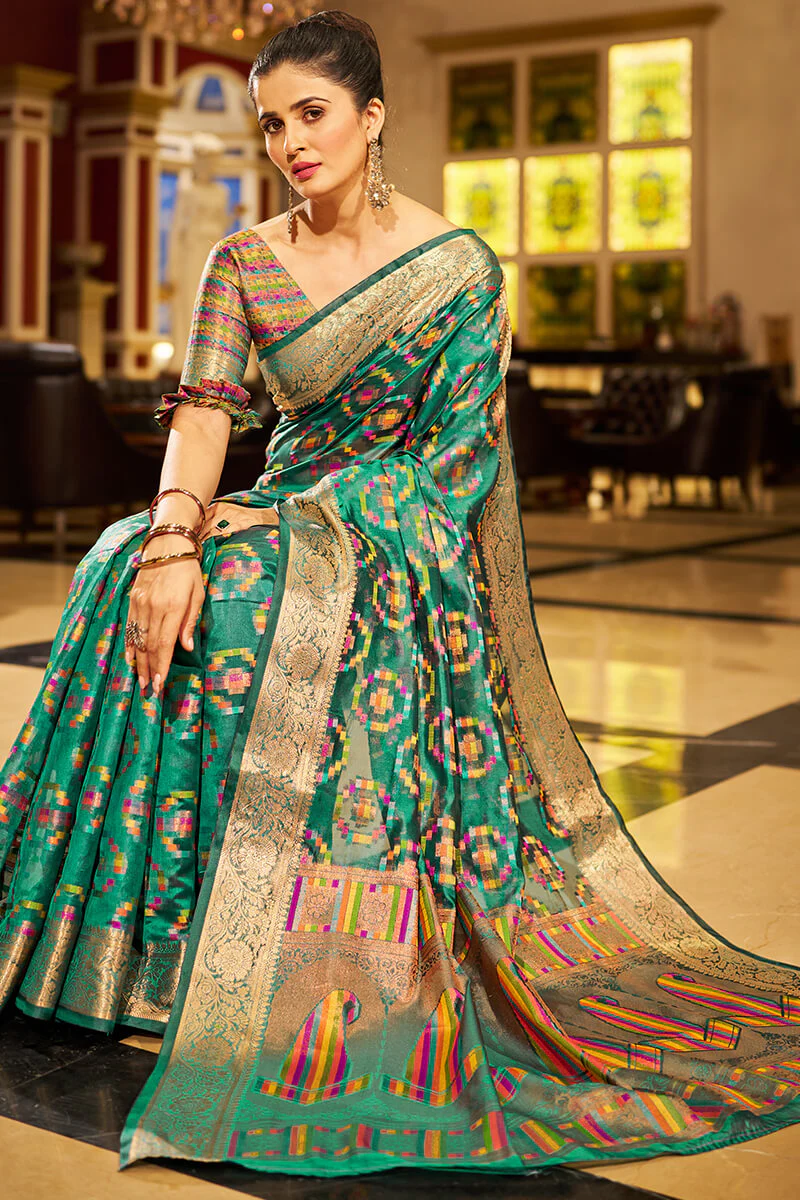 Smart Rama Organza Silk Saree With Snappy Blouse Piece - Image 3