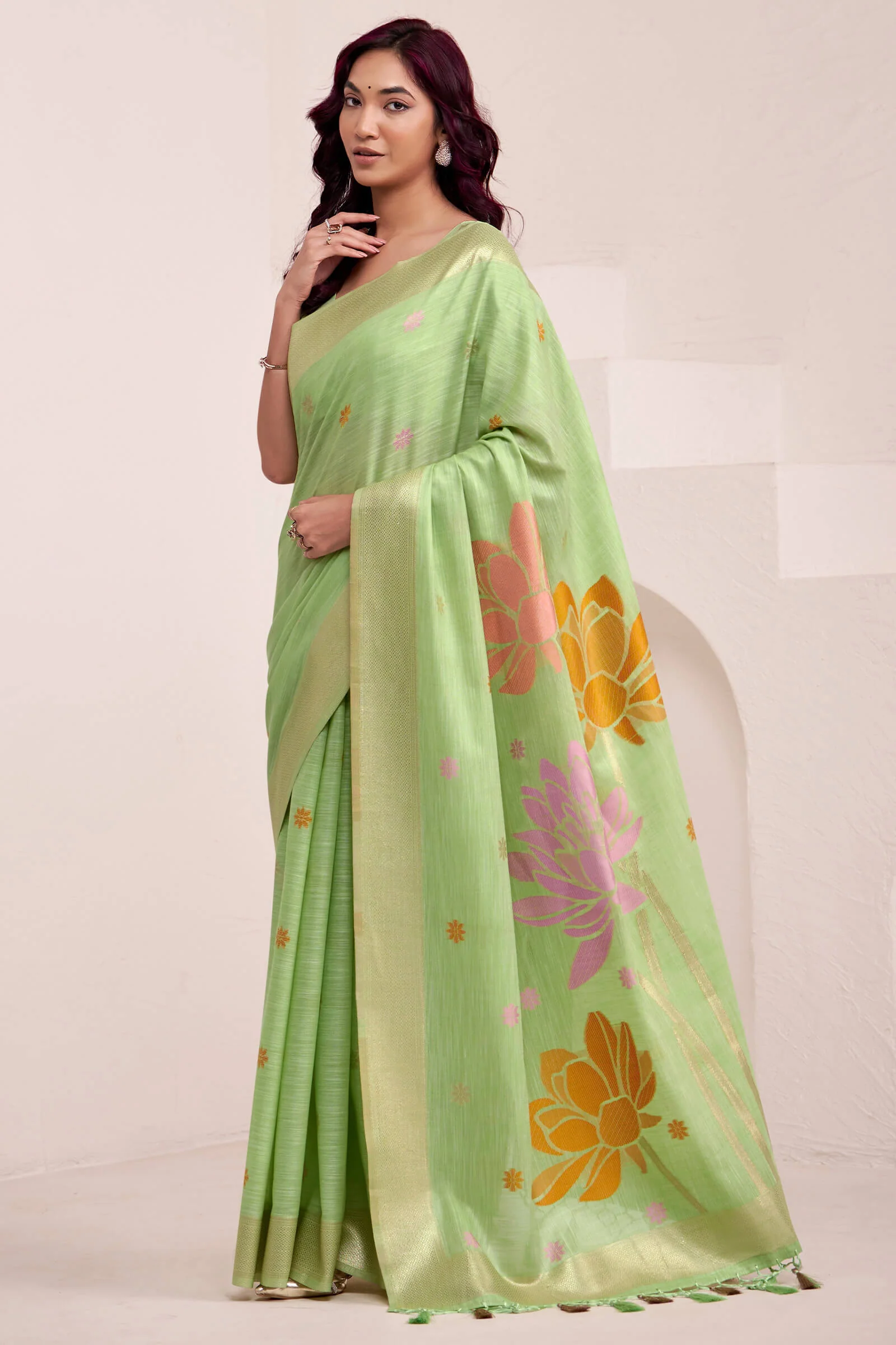 Snazzy Green Cotton Silk Saree With Prodigal Blouse Piece - Image 3
