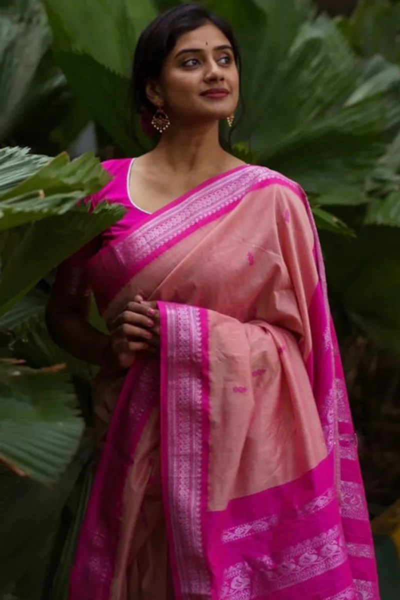 Snazzy Pink Soft Silk Saree With Transcendent Blouse Piece - Image 2