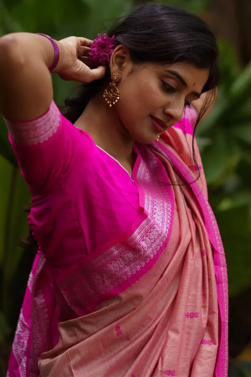 Snazzy Pink Soft Silk Saree With Transcendent Blouse Piece - Image 3
