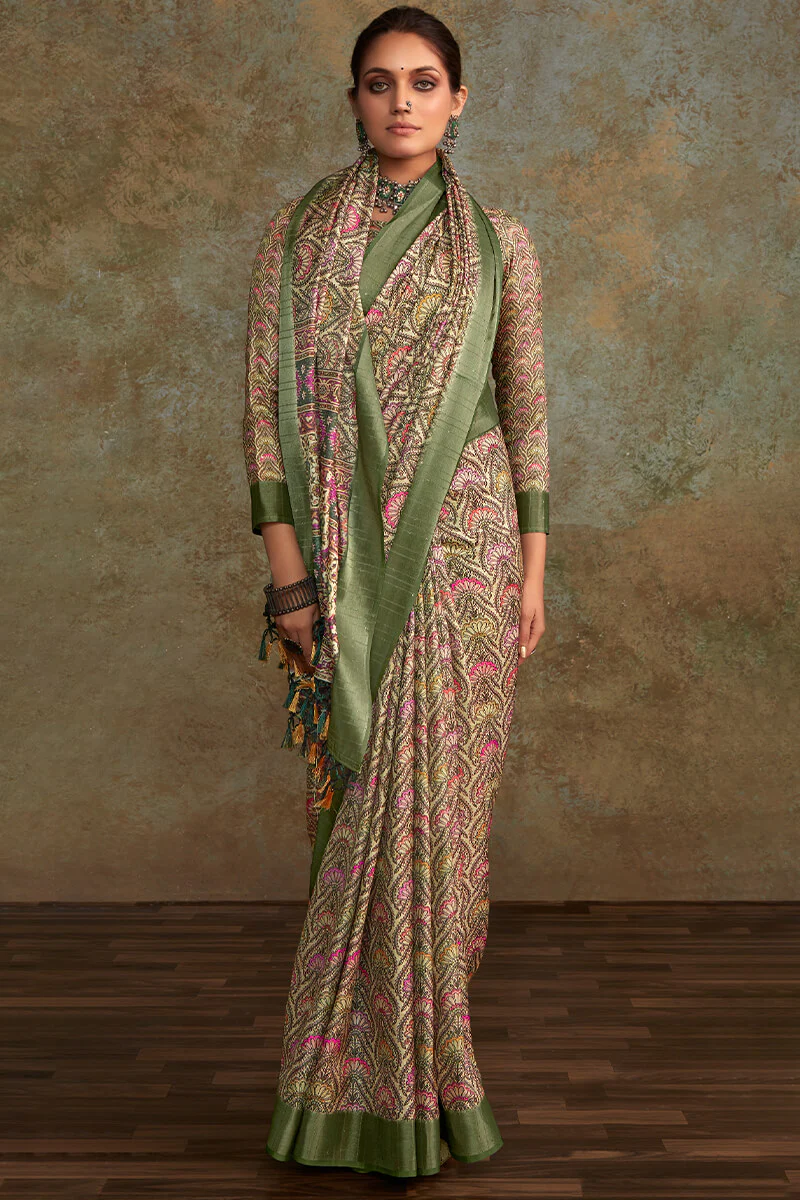 Sonorous Green Digital Printed Soft Silk Saree With Glamorous Blouse Piece - Image 3
