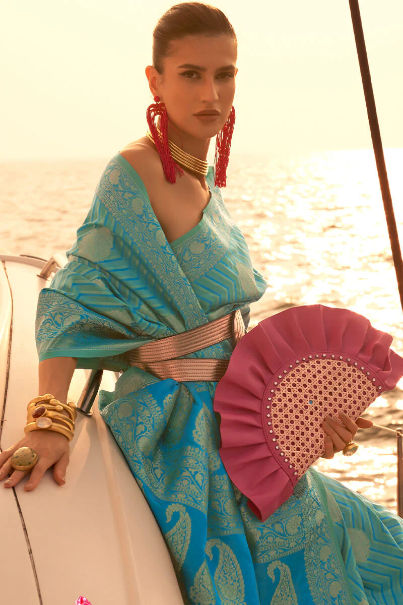 Splendiferous Firozi Soft Banarasi Silk Saree With Luxuriant Blouse Piece - Image 2
