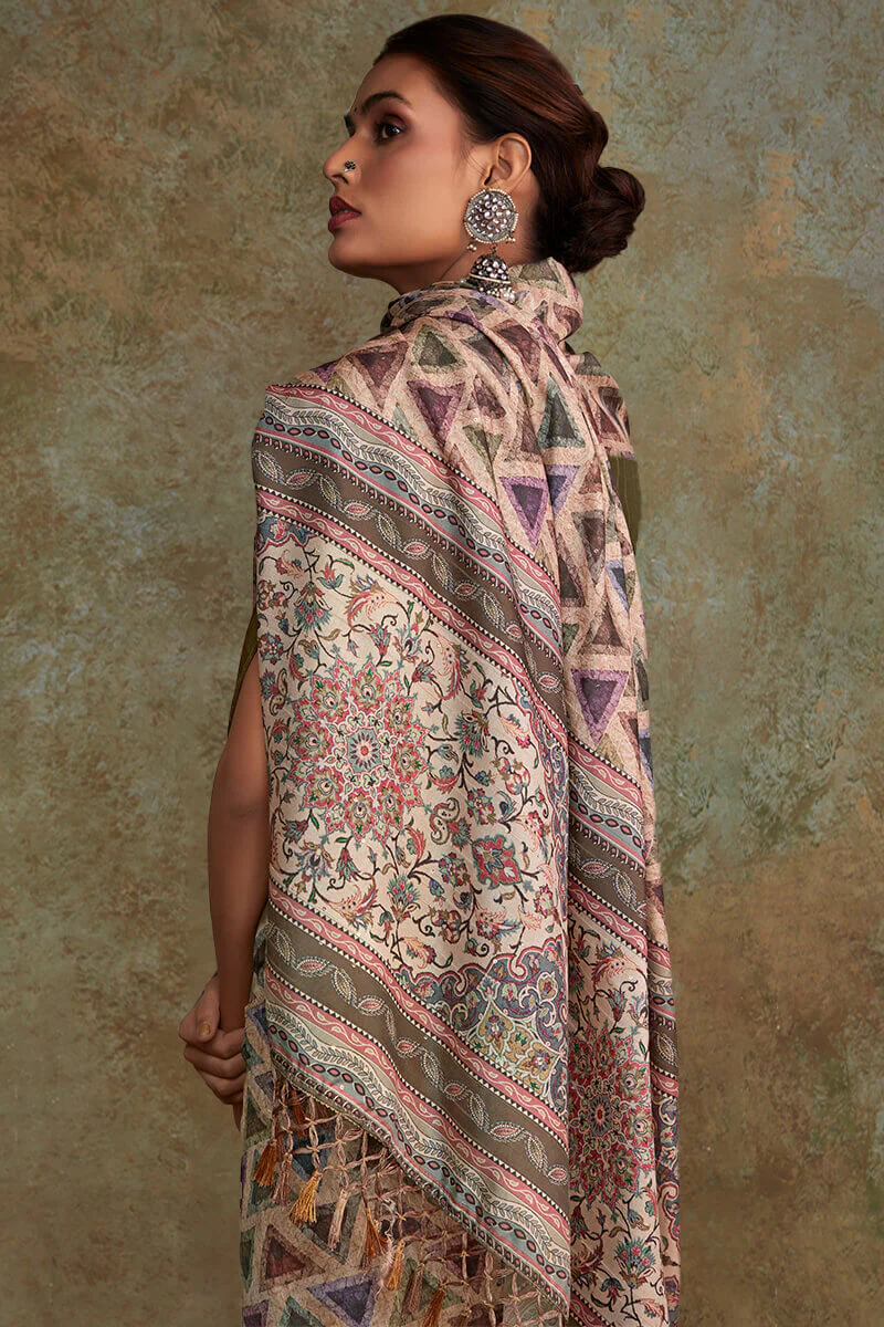 Splendorous Baby Pink Digital Printed Soft Silk Saree With Improbable Blouse Piece - Image 2